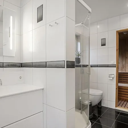 Luxurious For Rent During Ons In Hotel Stavanger
