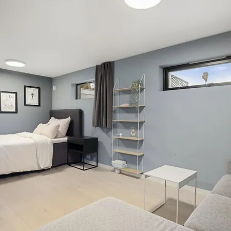 Luxurious For Rent During Ons In Otel